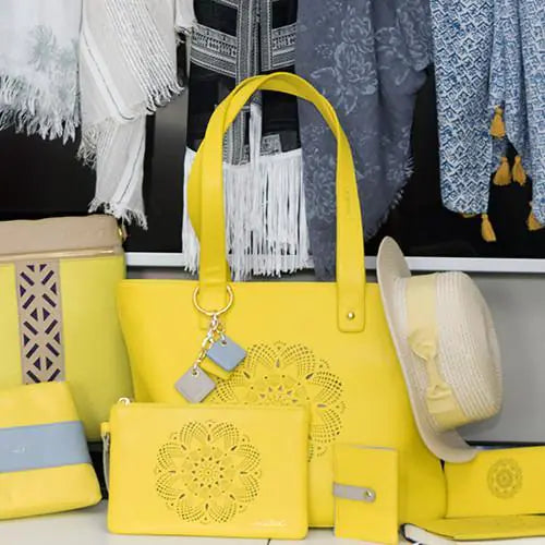 Sprout Leather Tote -Lemon paulapicks