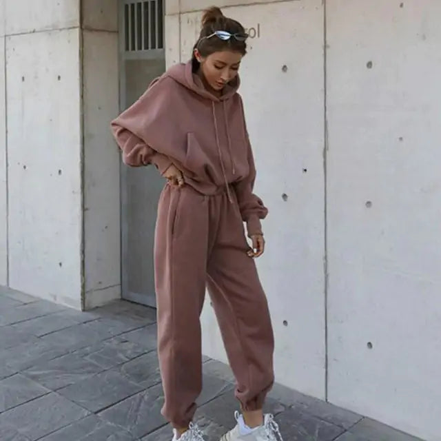 Women Warm Hoodie and Pants Set - paulapicks