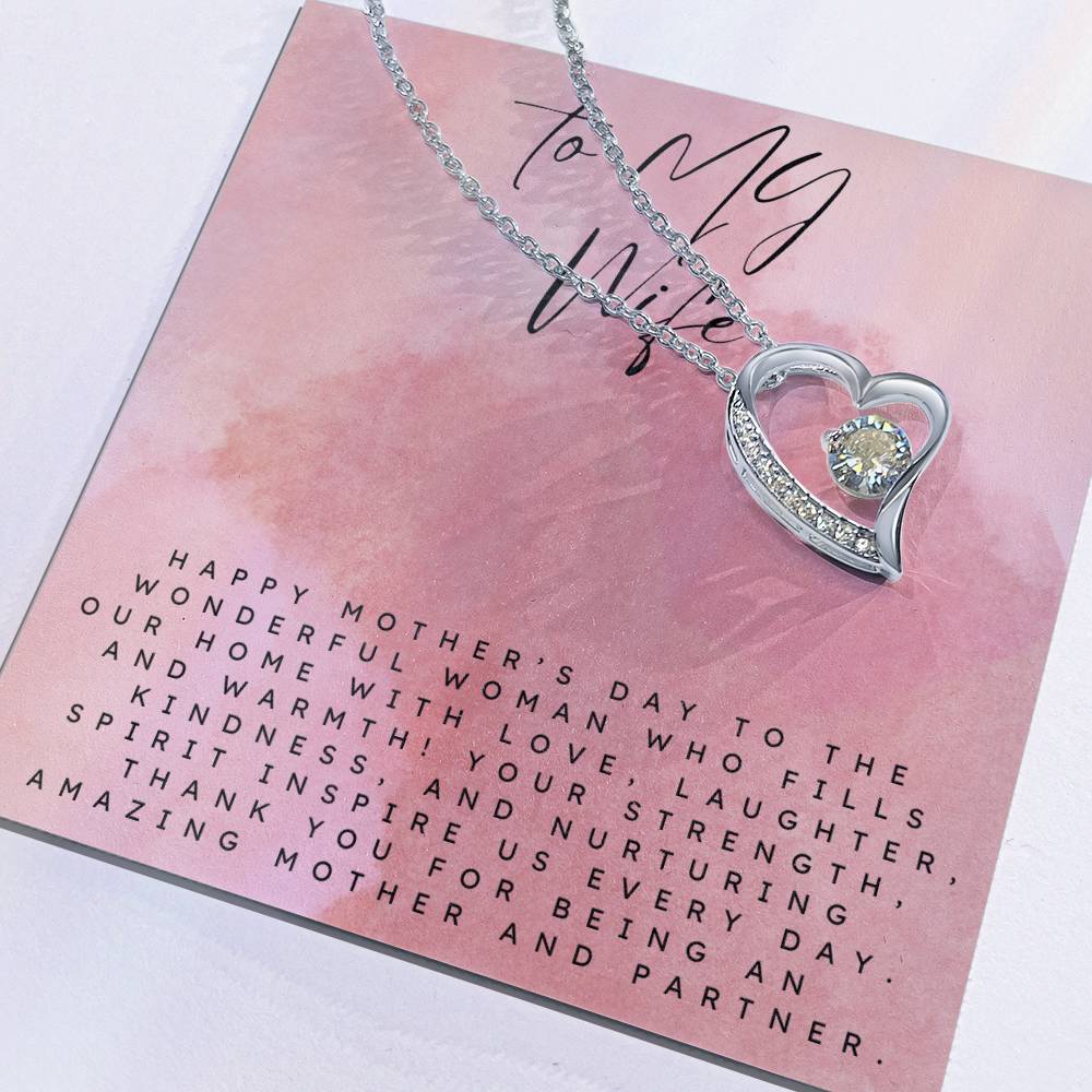 Eternal Love Necklace: Timeless Charm for Your Heart - paulapicks